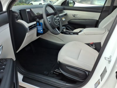 2026 Hyundai TUCSON SE FWD