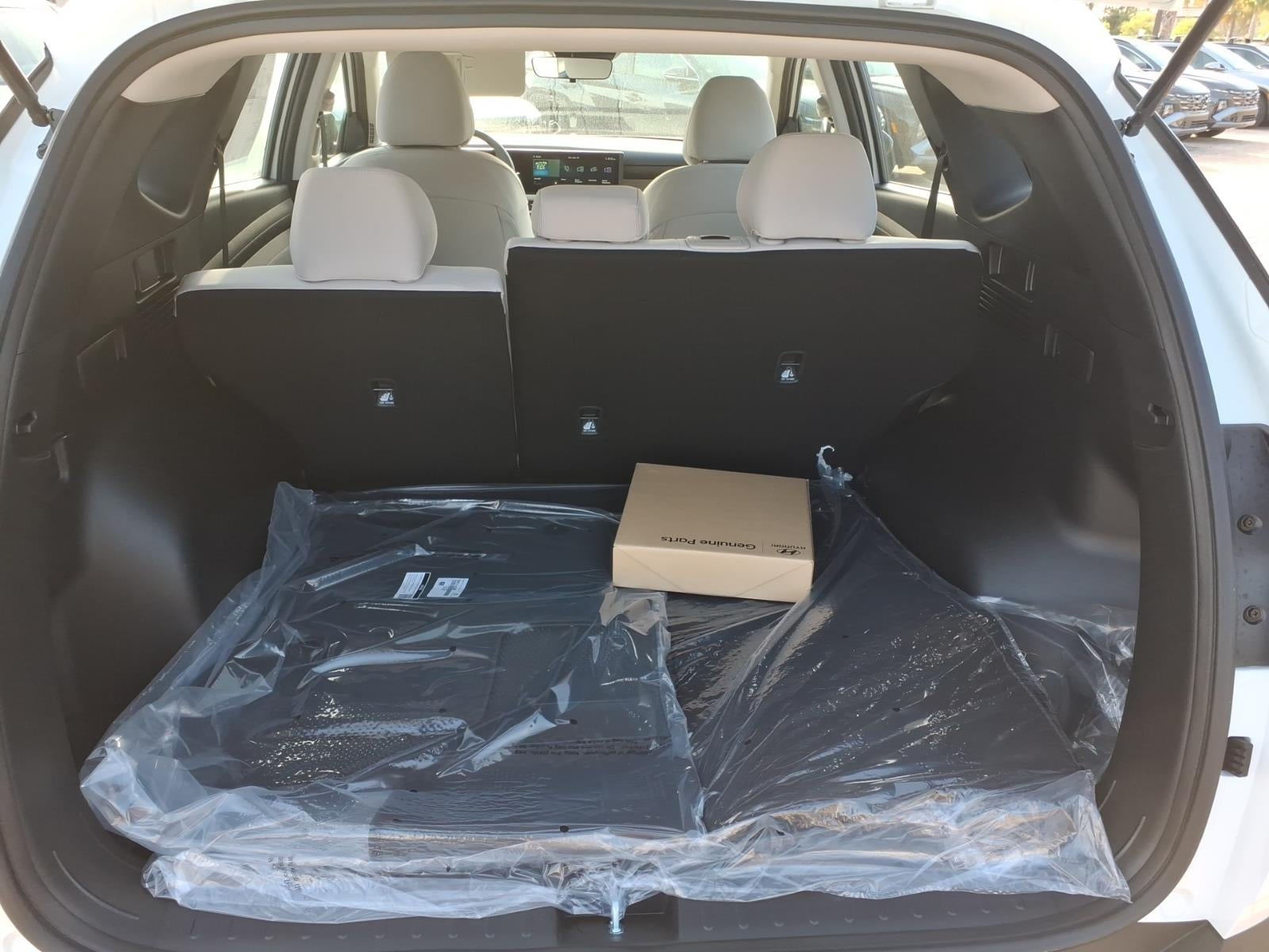 2026 Hyundai TUCSON SE FWD