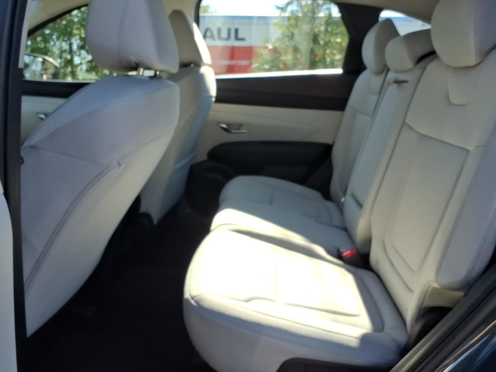 2026 Hyundai TUCSON SE FWD