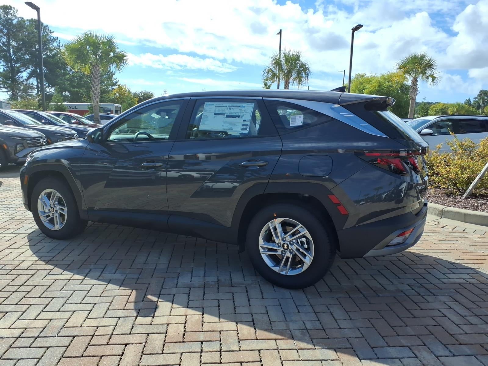 2026 Hyundai TUCSON SE FWD