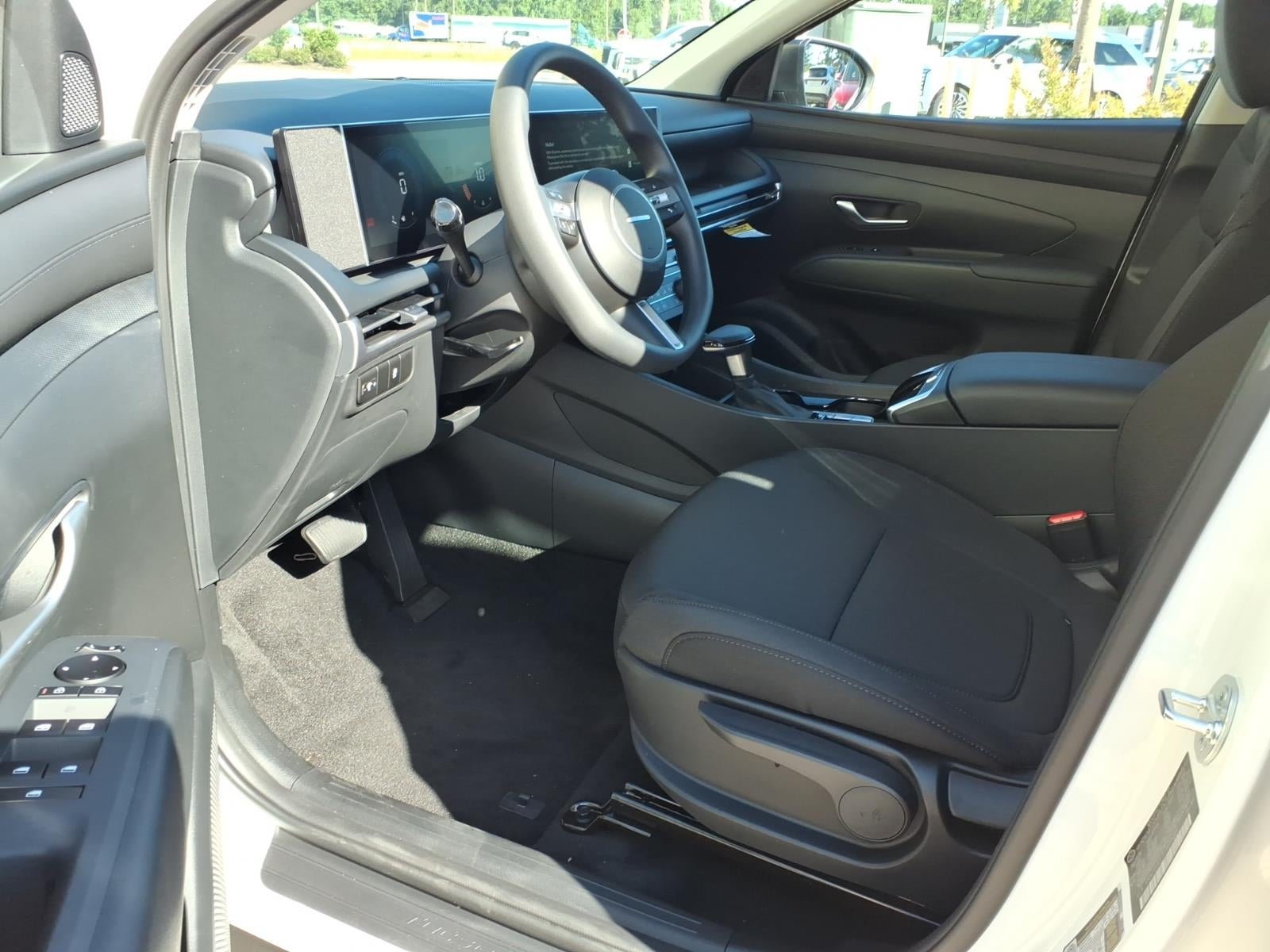2026 Hyundai TUCSON SE FWD
