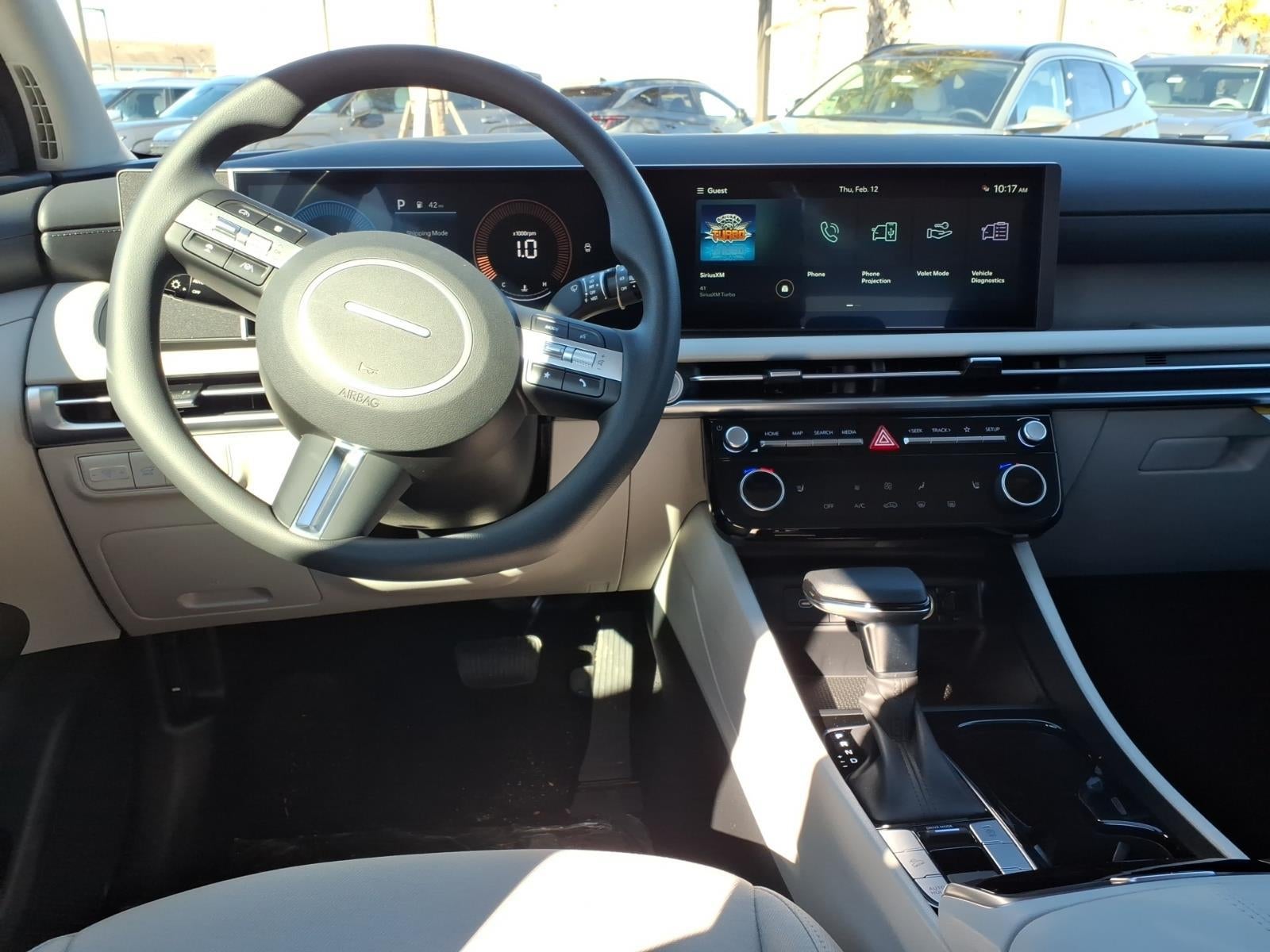 2026 Hyundai TUCSON SEL FWD