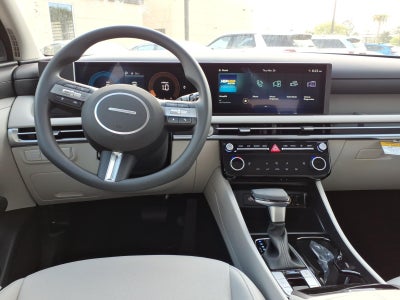 2026 Hyundai TUCSON SEL FWD