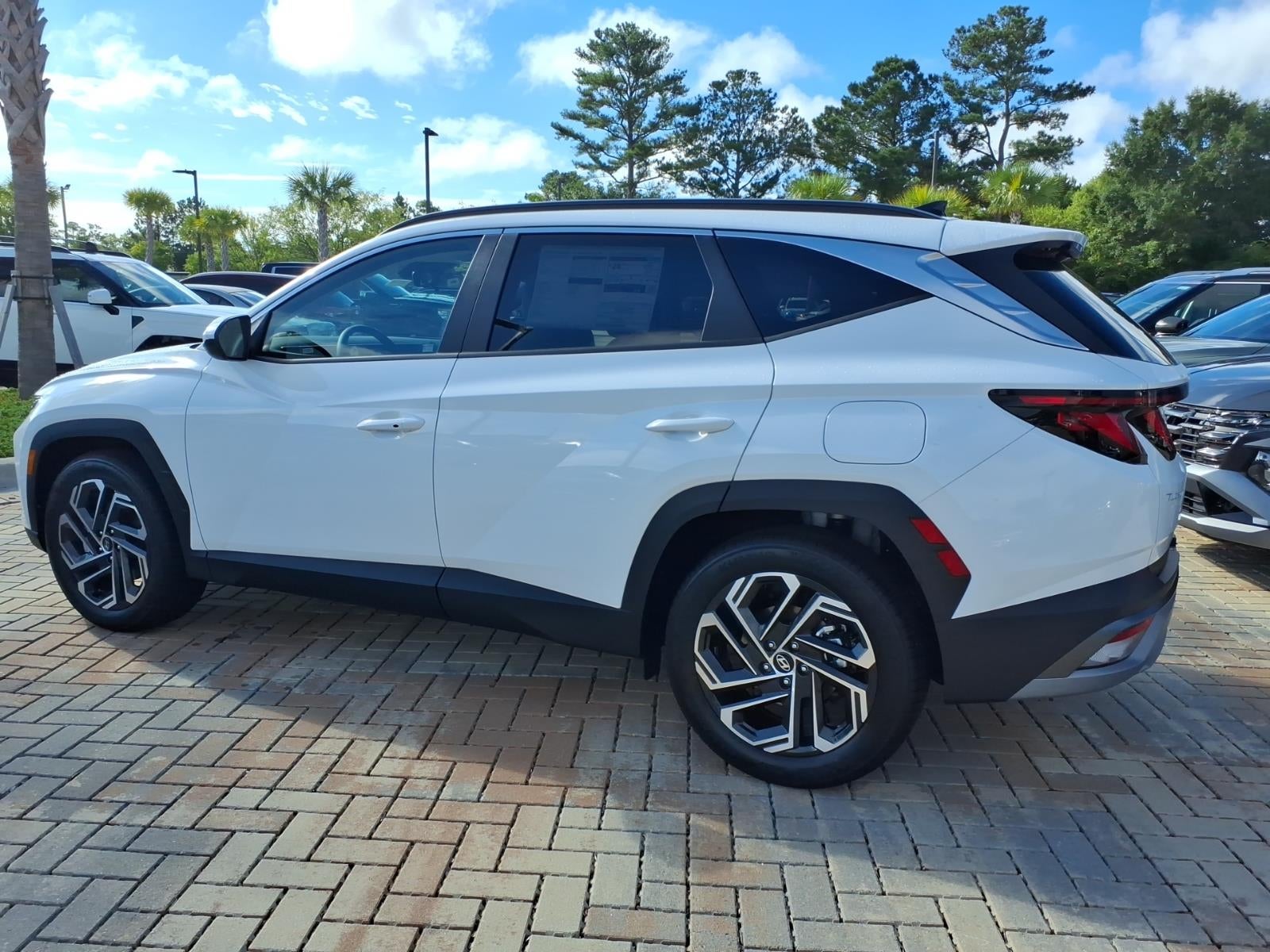 2026 Hyundai TUCSON SEL Plus FWD
