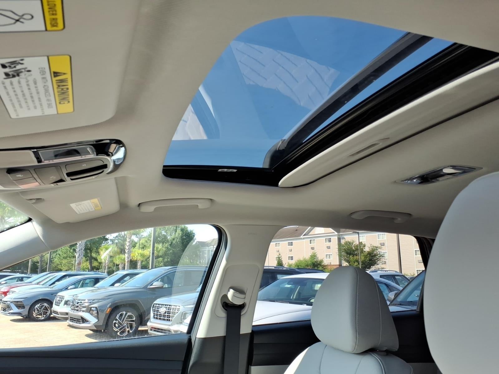2026 Hyundai TUCSON SEL Premium FWD