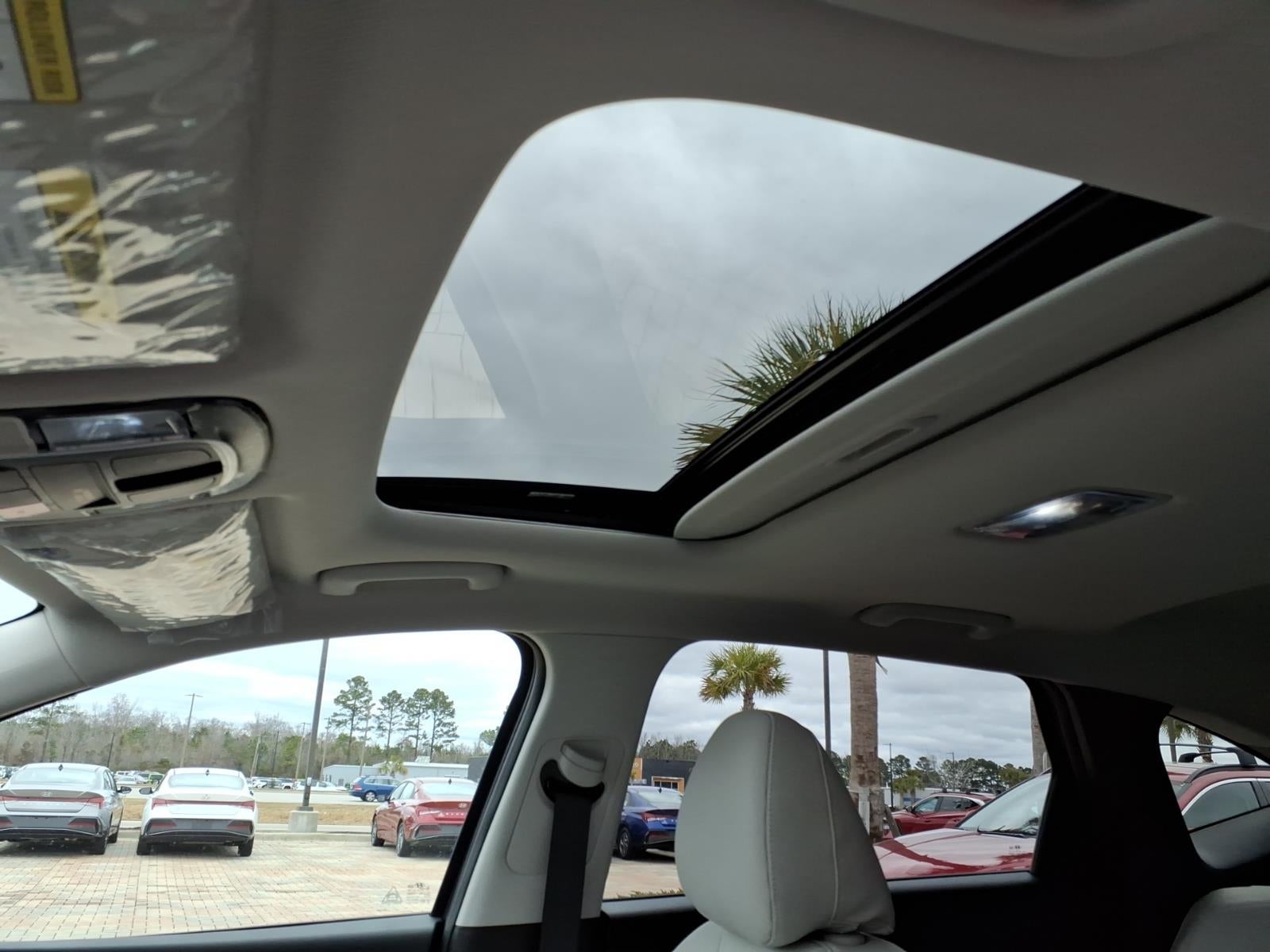 2026 Hyundai TUCSON SEL Premium FWD