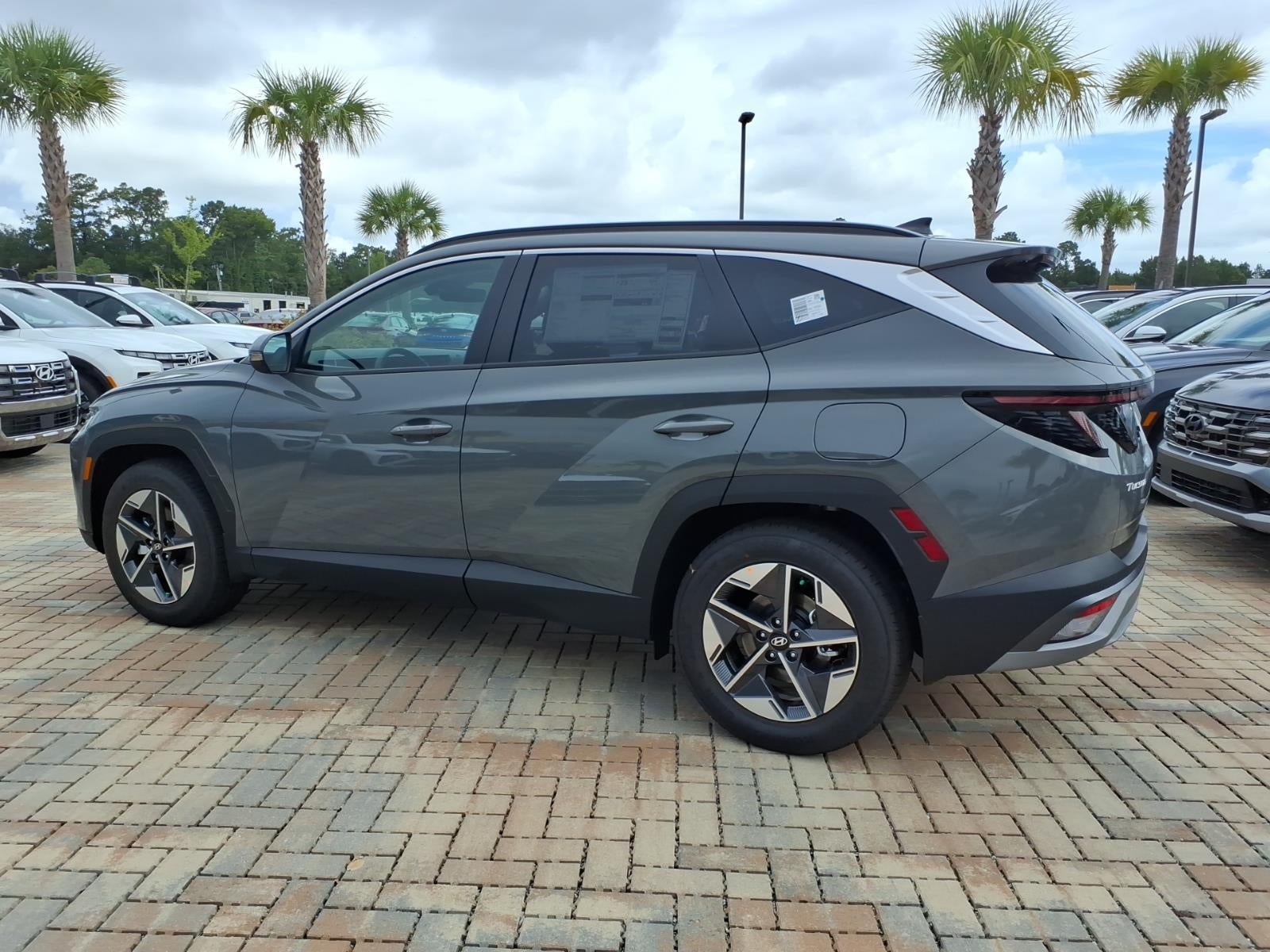 2026 Hyundai TUCSON SEL Premium FWD