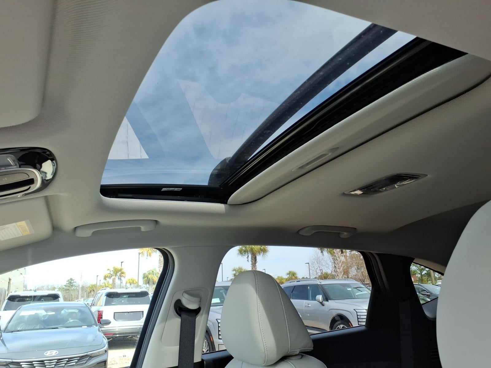 2026 Hyundai TUCSON SEL Premium FWD