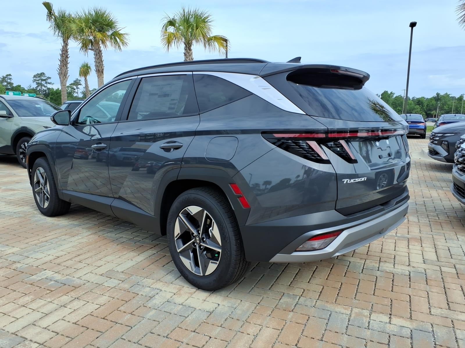 2026 Hyundai TUCSON SEL Premium FWD