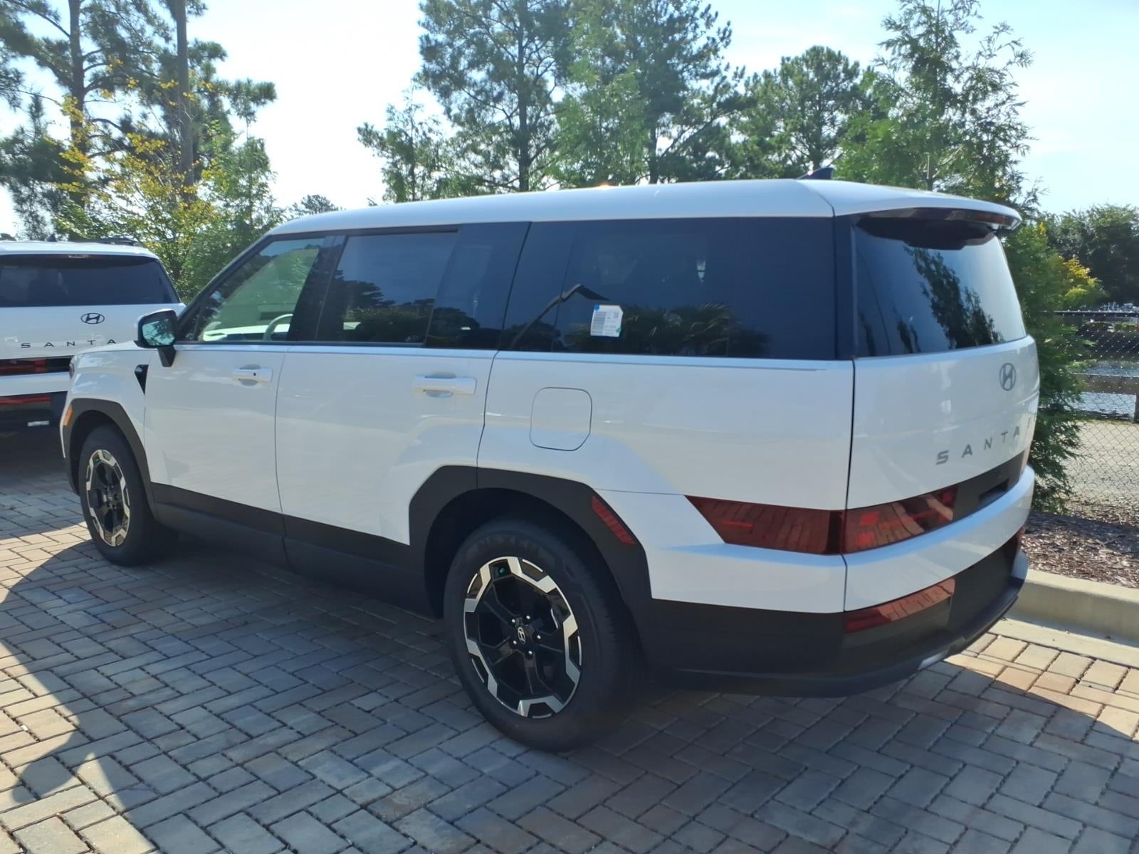 2027 Hyundai SANTA FE SE FWD