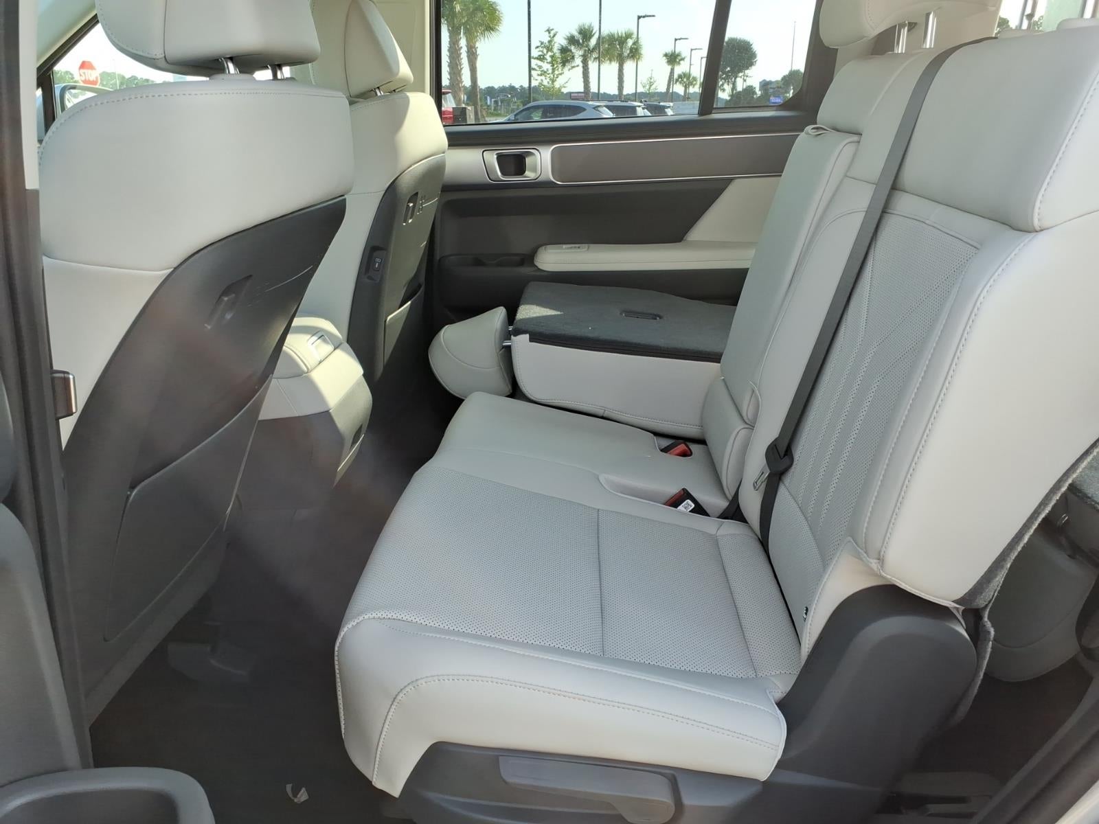 2027 Hyundai SANTA FE SEL FWD