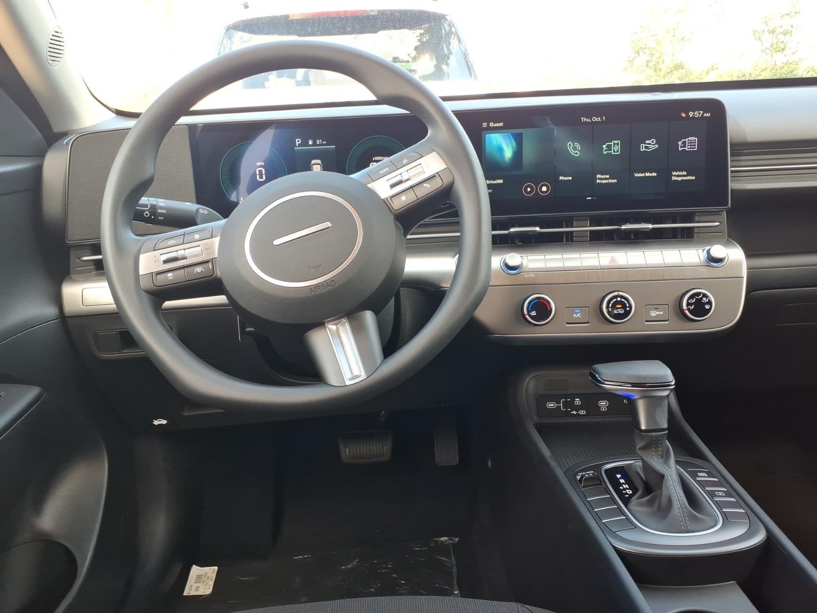 2027 Hyundai KONA SE FWD