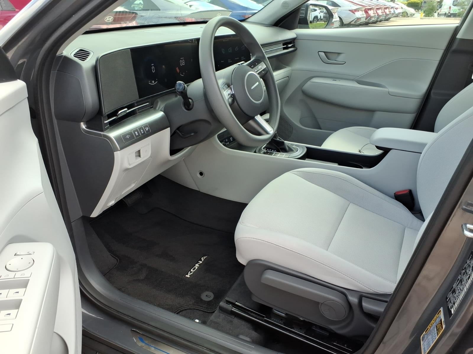2026 Hyundai KONA SE