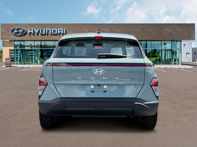 2027 Hyundai KONA SE FWD