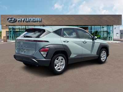 2027 Hyundai KONA SE FWD
