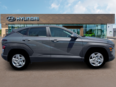 2026 Hyundai KONA SE FWD