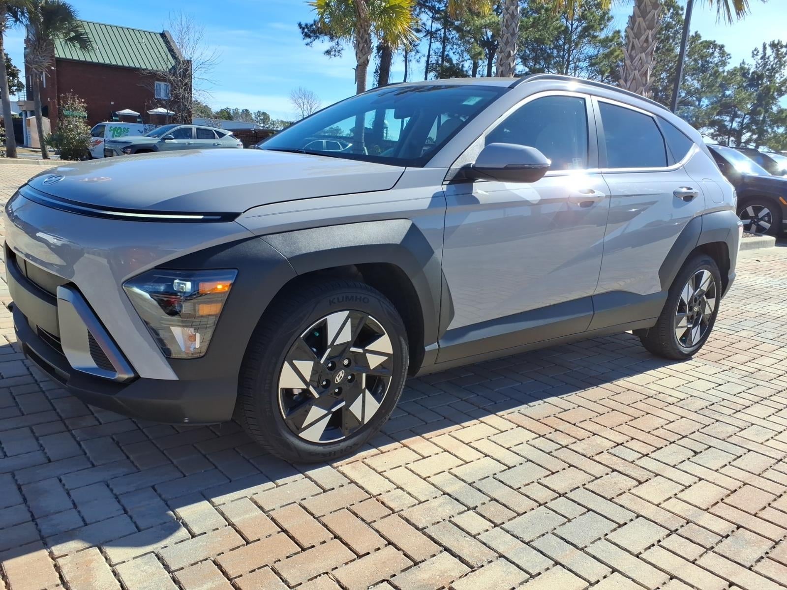 2025 Hyundai KONA SEL