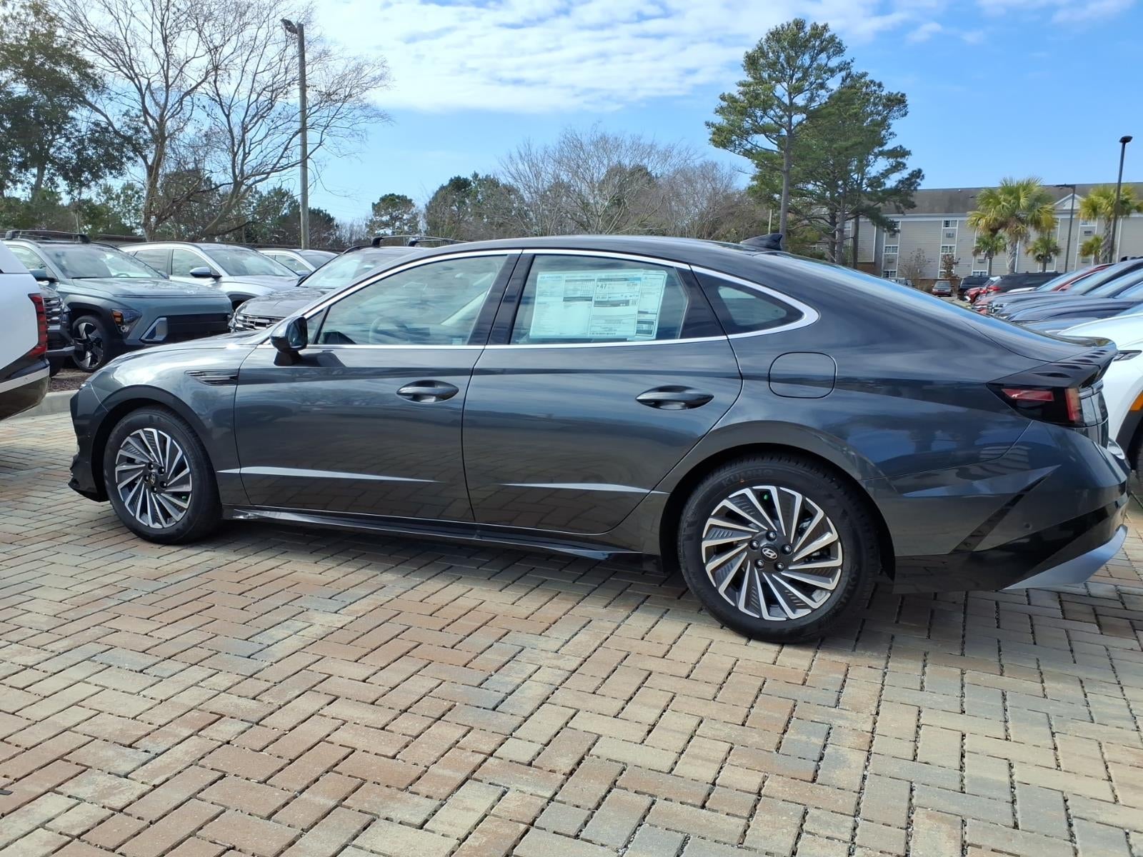 2026 Hyundai SONATA HYBRID Limited