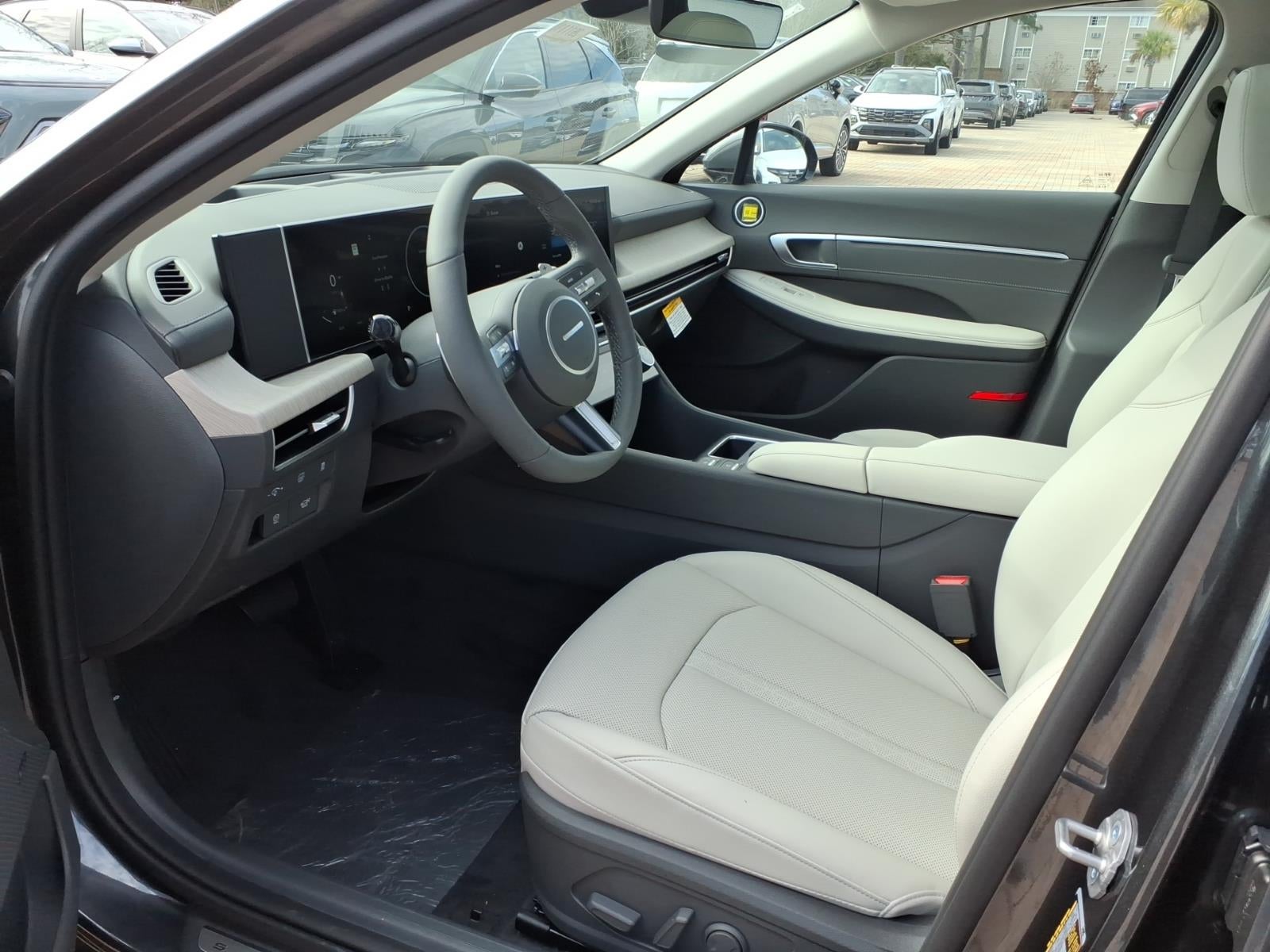 2026 Hyundai SONATA HYBRID Limited