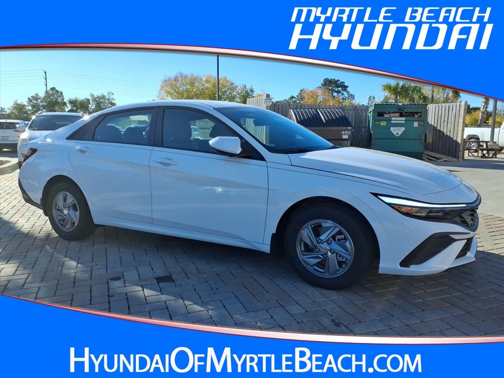 2026 Hyundai ELANTRA SE