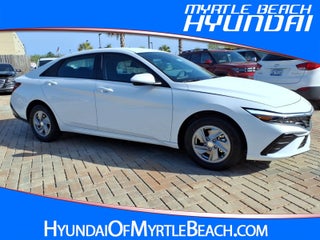 2026 Hyundai ELANTRA SE