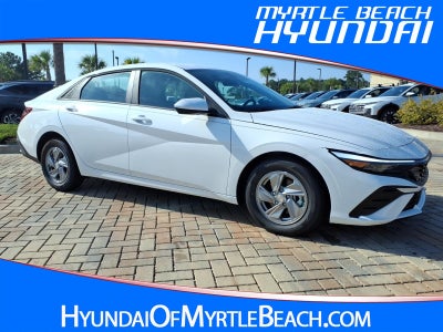 2026 Hyundai ELANTRA SE