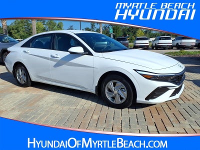 2026 Hyundai ELANTRA SE