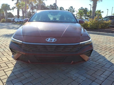 2024 Hyundai ELANTRA SEL