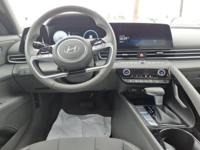 2025 Hyundai ELANTRA SEL Convenience