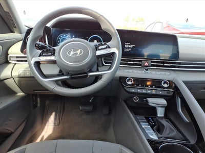 2025 Hyundai ELANTRA SEL Convenience