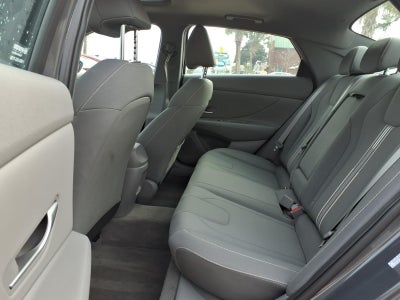 2025 Hyundai ELANTRA SEL Convenience