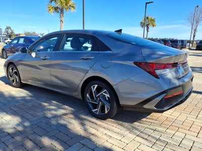 2025 Hyundai ELANTRA SEL Convenience