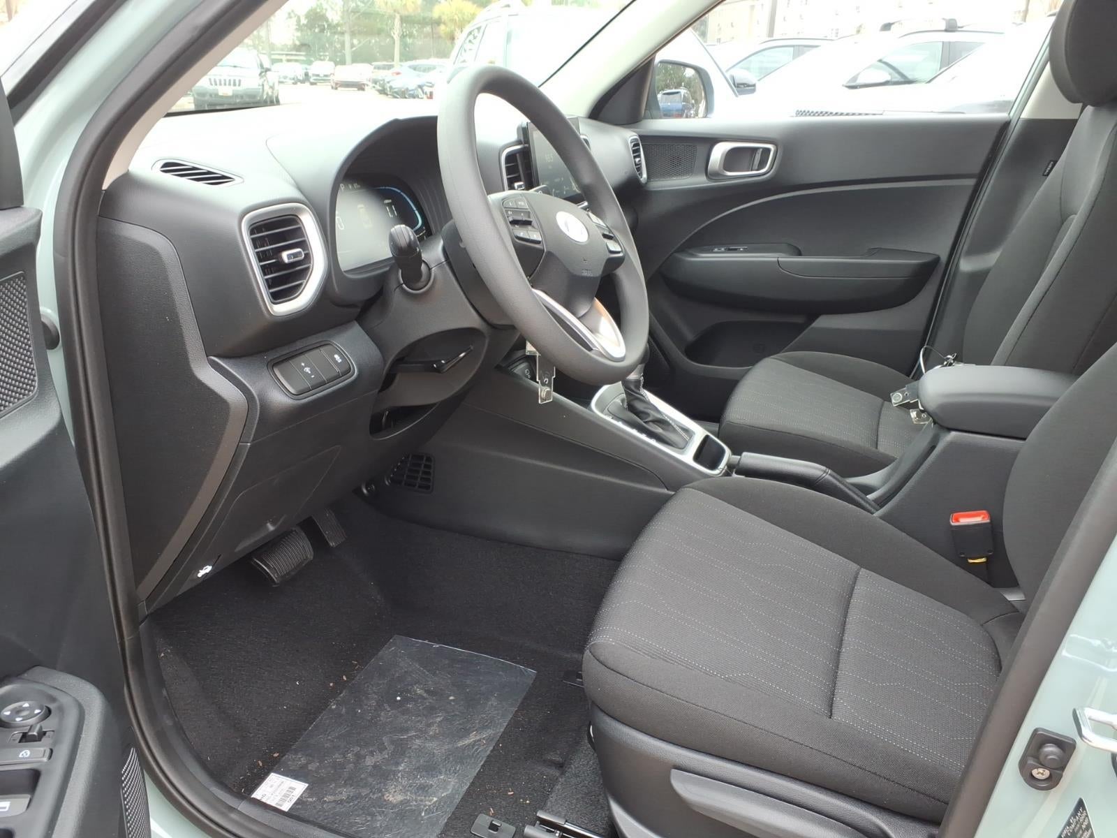 2026 Hyundai VENUE SE