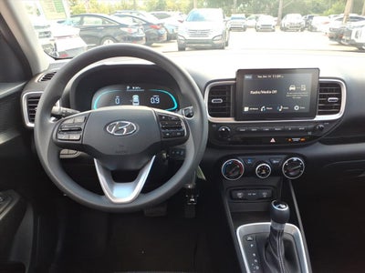 2025 Hyundai VENUE SE
