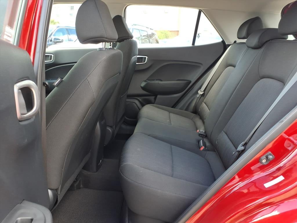 2025 Hyundai VENUE SE