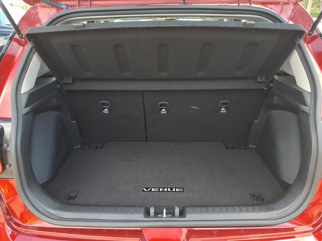 2025 Hyundai VENUE SE