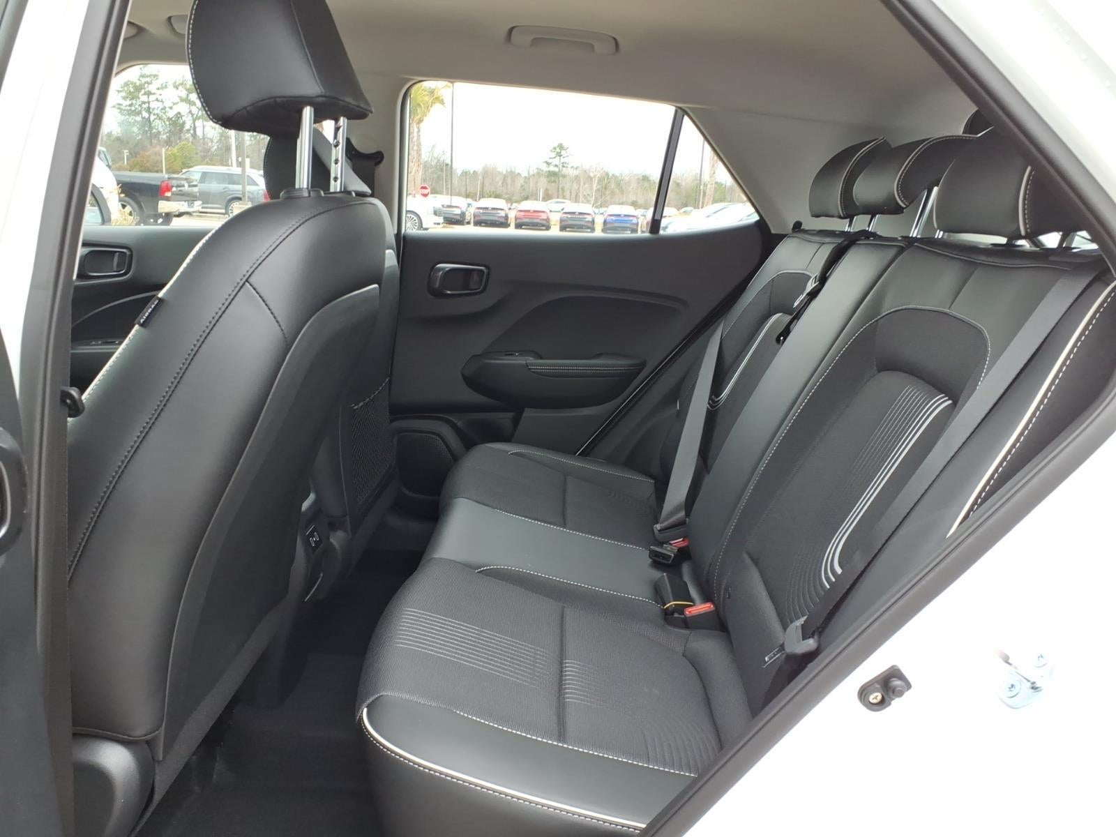 2026 Hyundai VENUE SEL W/Two-Tone Roof