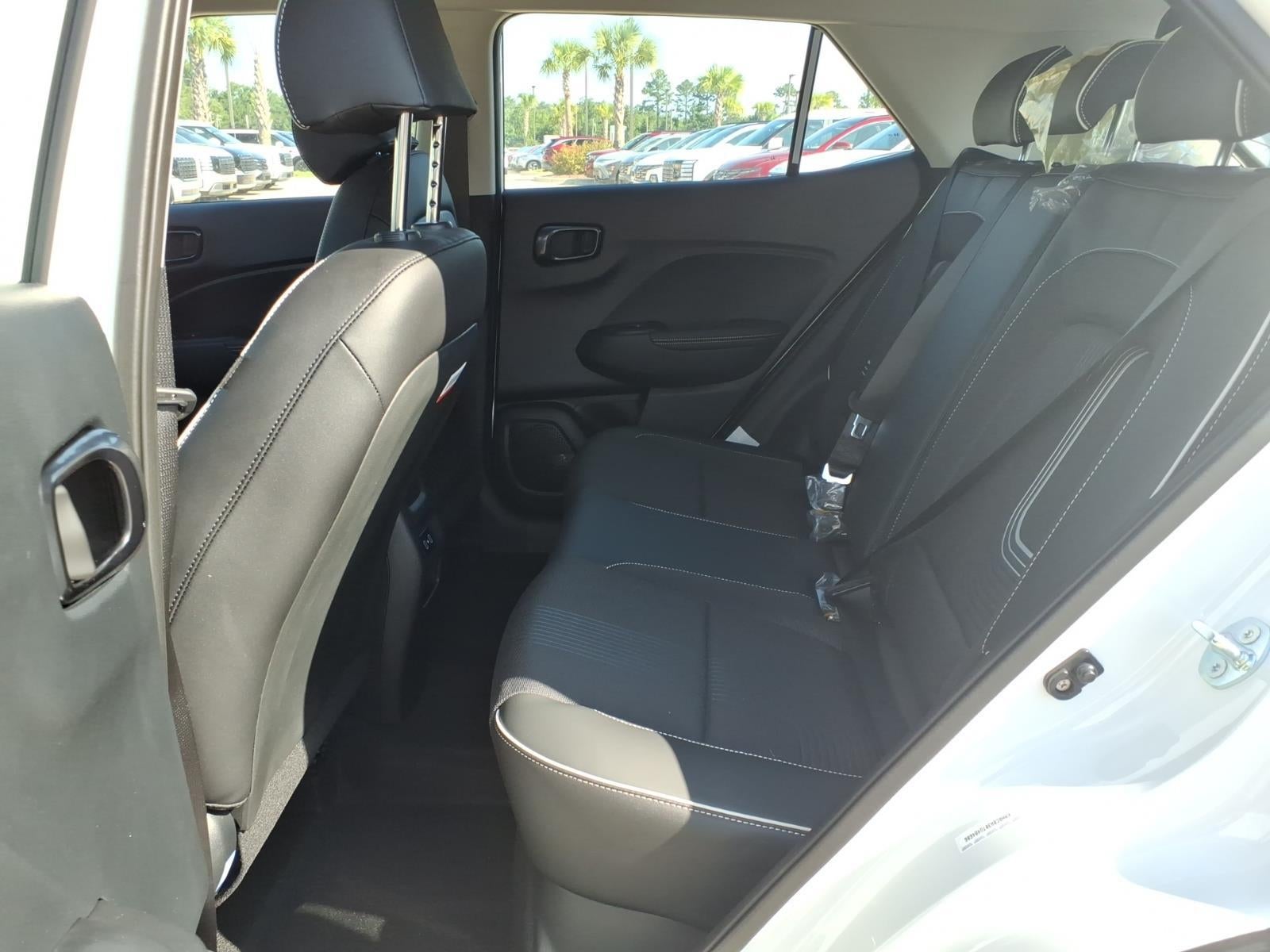 2026 Hyundai VENUE SEL W/Two-Tone Roof