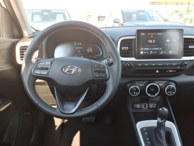 2026 Hyundai VENUE SEL W/Two-Tone Roof