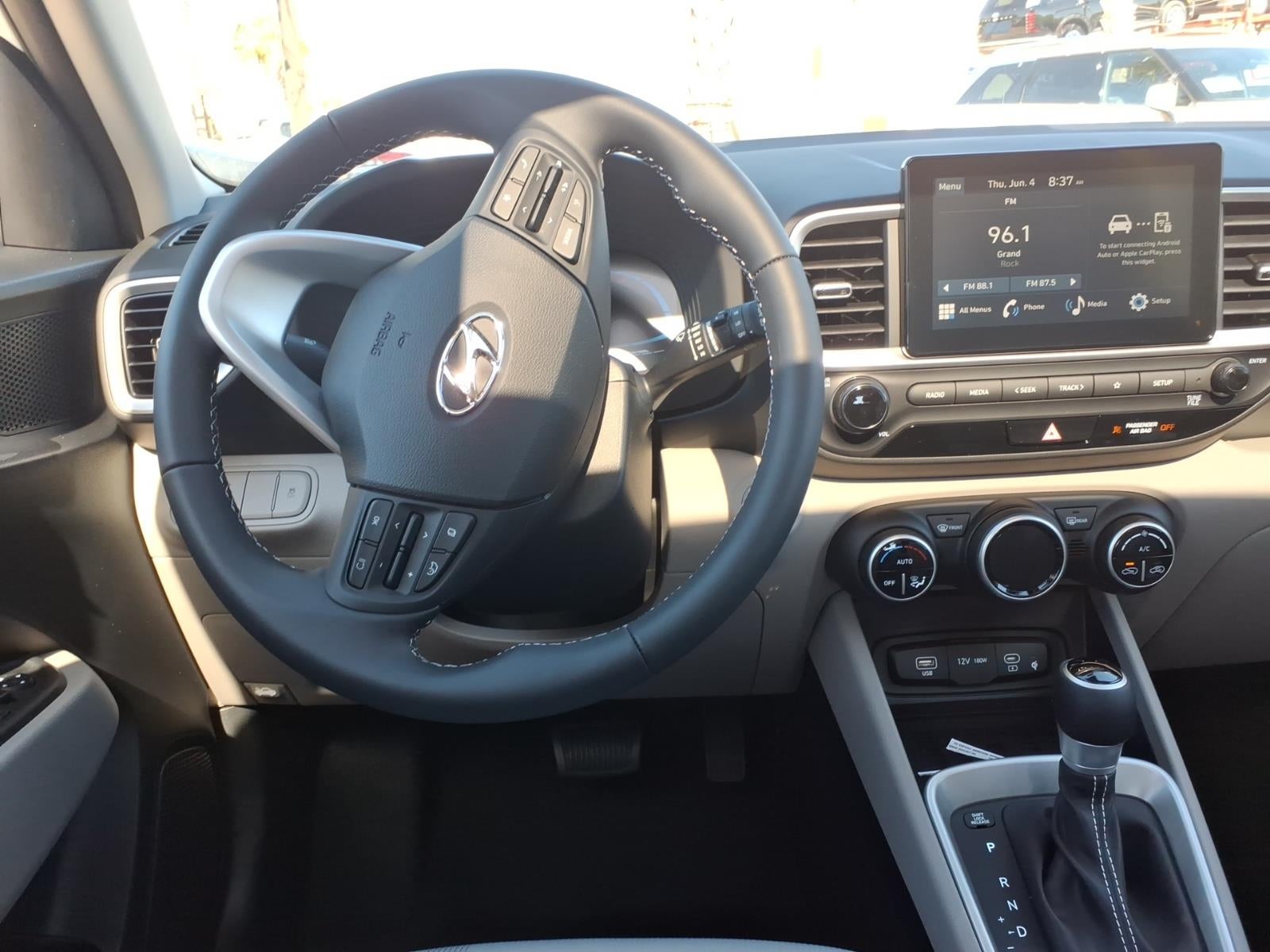 2026 Hyundai VENUE SEL