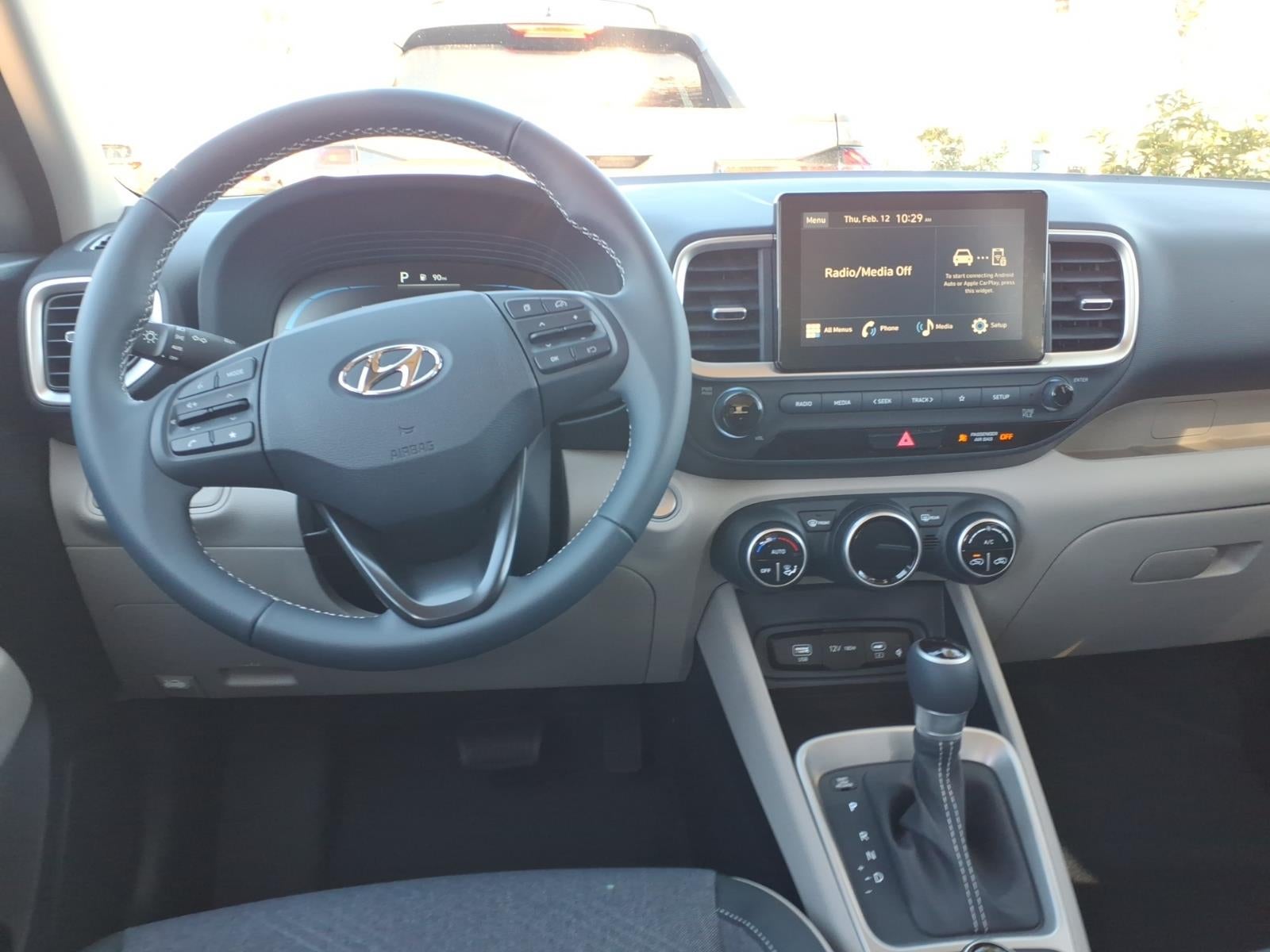 2026 Hyundai VENUE SEL W/Two-Tone Roof