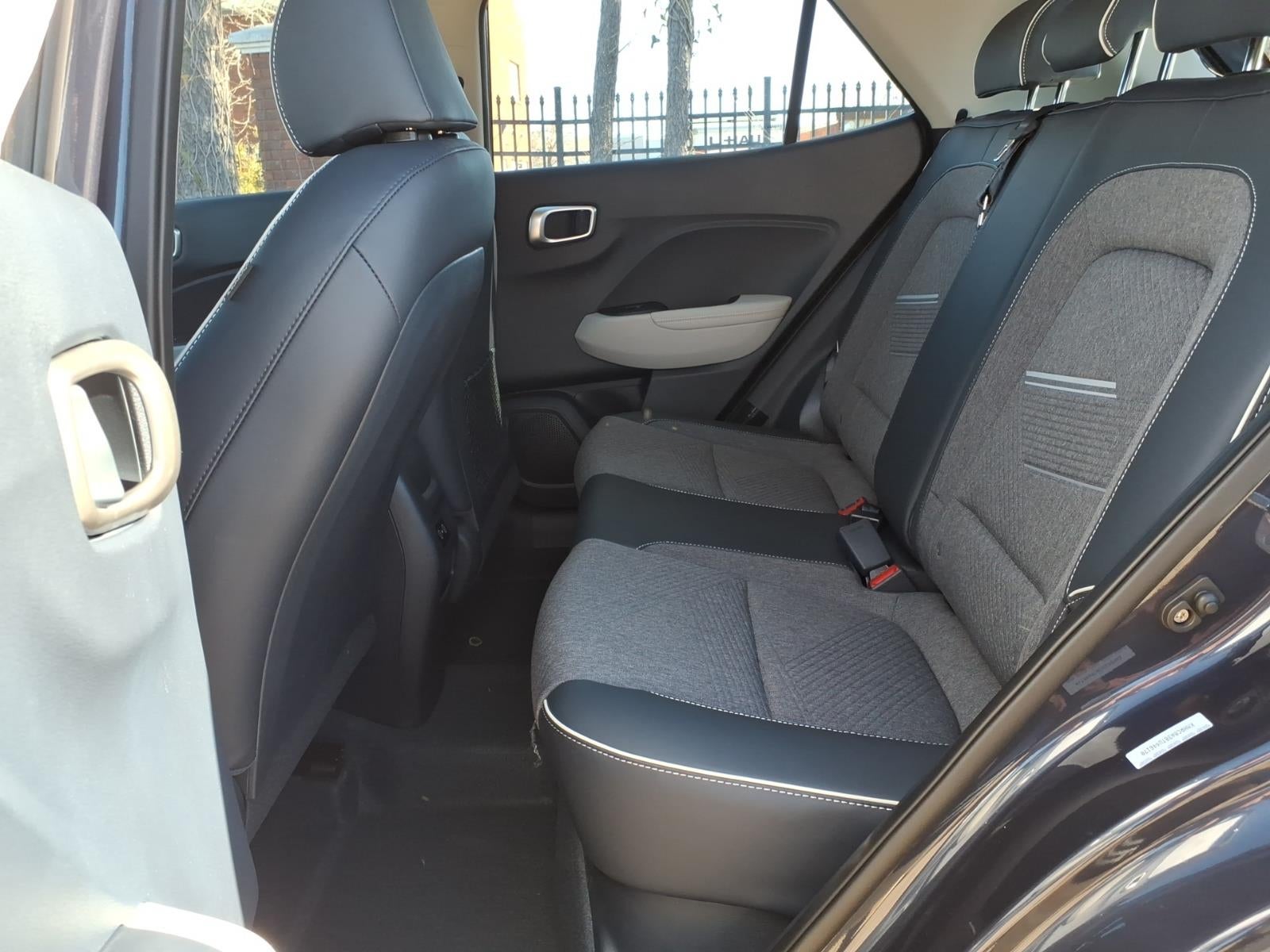 2026 Hyundai VENUE SEL W/Two-Tone Roof